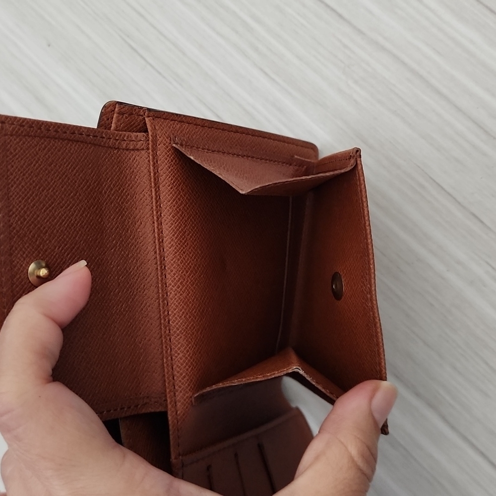 Louis Vuitton WALLET Monogram Marco Bifold - Picture 16 of 17